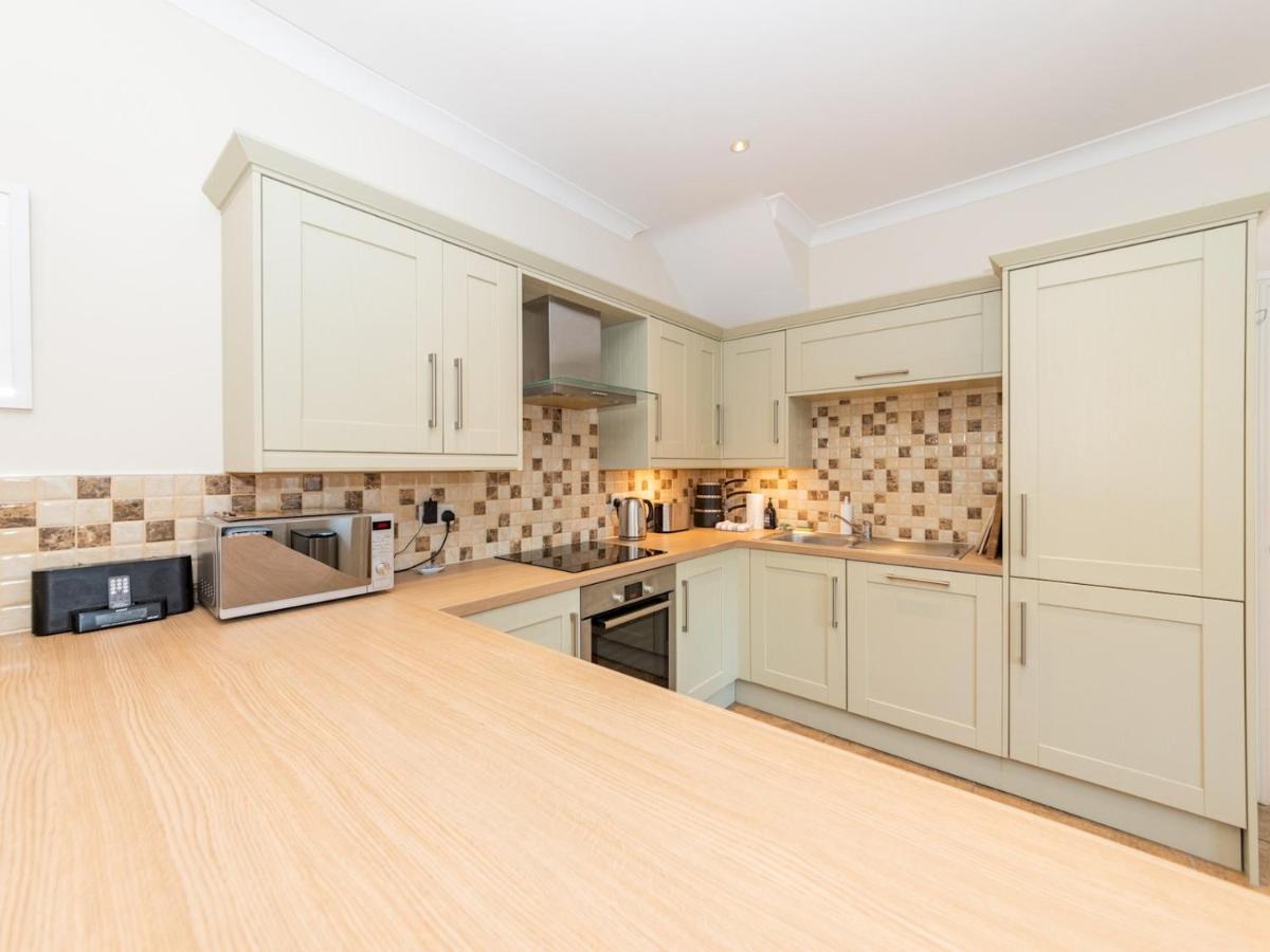 Pass The Keys 41C Bath Road Modern Renovated Peaceful House With Garden Villa Reading Buitenkant foto