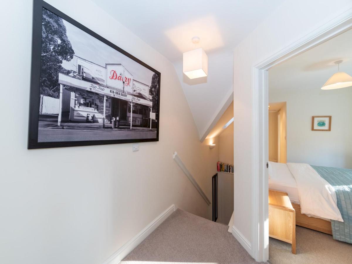 Pass The Keys 41C Bath Road Modern Renovated Peaceful House With Garden Villa Reading Buitenkant foto