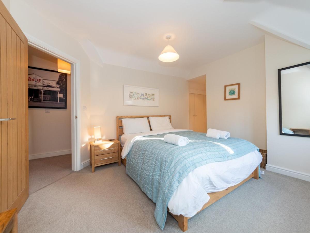 Pass The Keys 41C Bath Road Modern Renovated Peaceful House With Garden Villa Reading Buitenkant foto