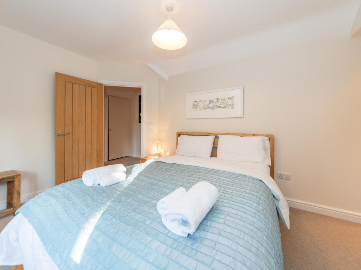 Pass The Keys 41C Bath Road Modern Renovated Peaceful House With Garden Villa Reading Buitenkant foto